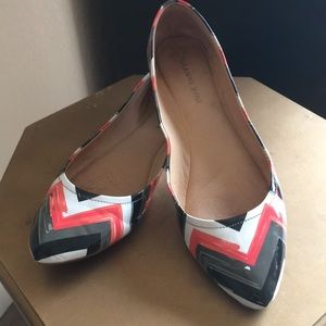 Gianni Bini Flats-Orange Black White size 9